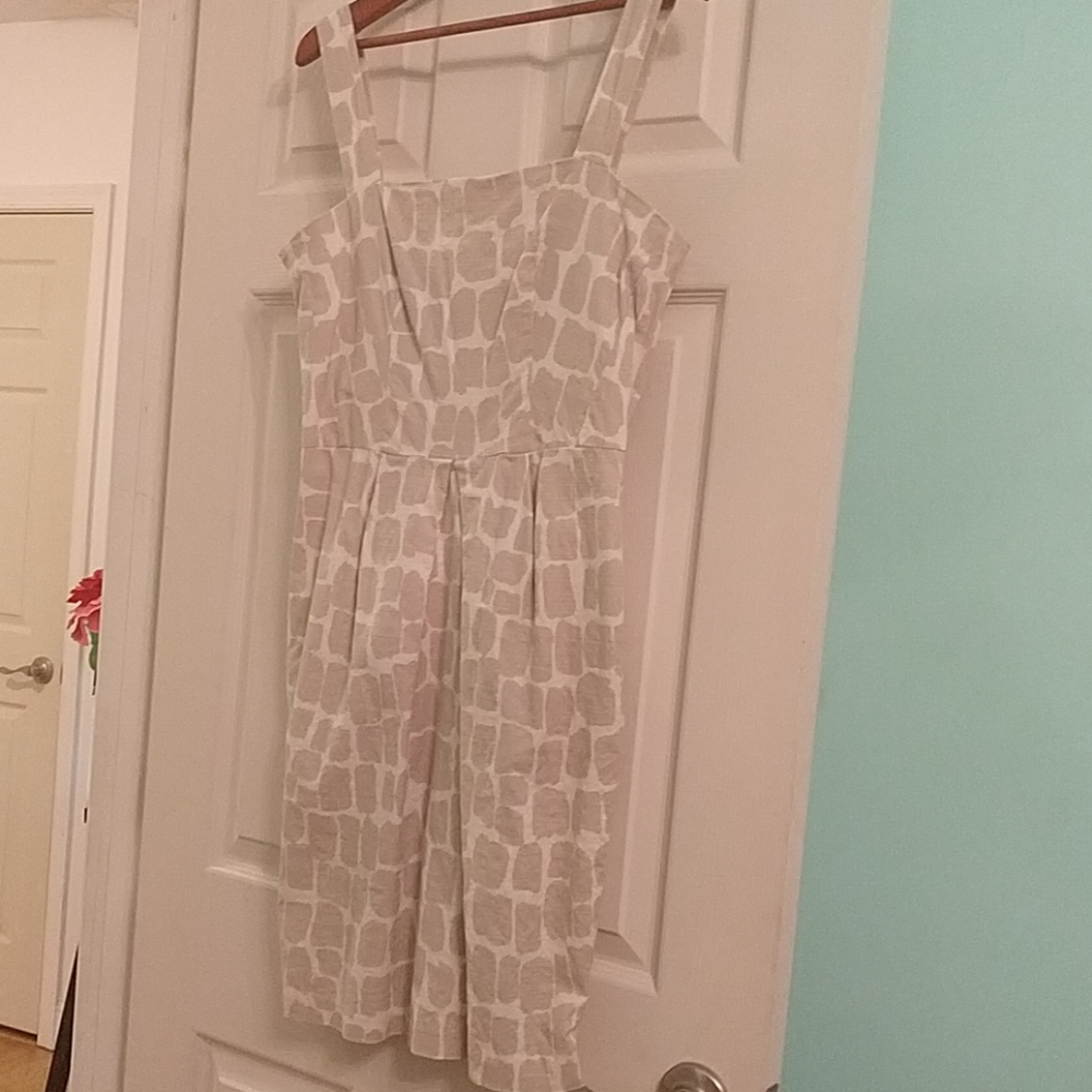 Banana Republic sleeveless dress. Great condition!